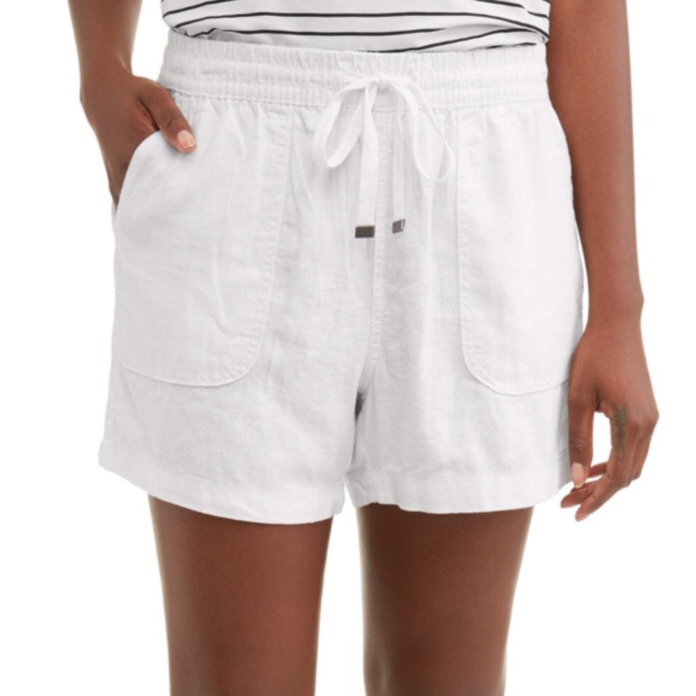 Time and Tru White Relax Fit Shorts (XXL / 20)